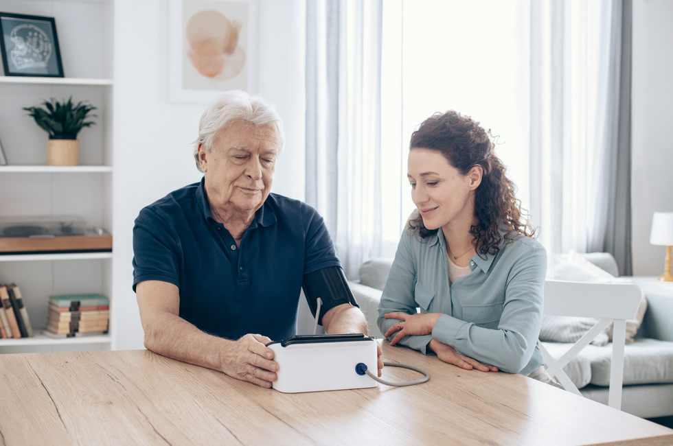 Product Launch Communication for a Complete Life